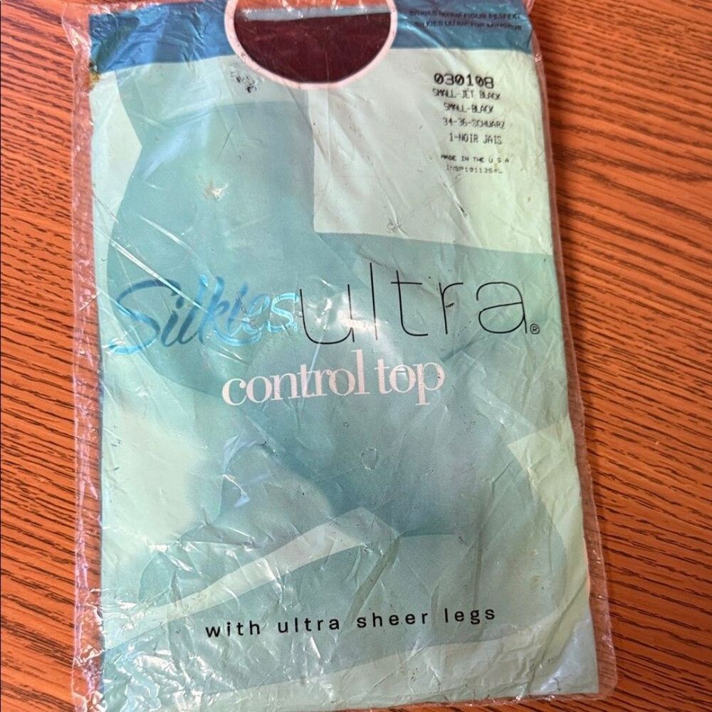 Silkies Ultra Control Top in Black